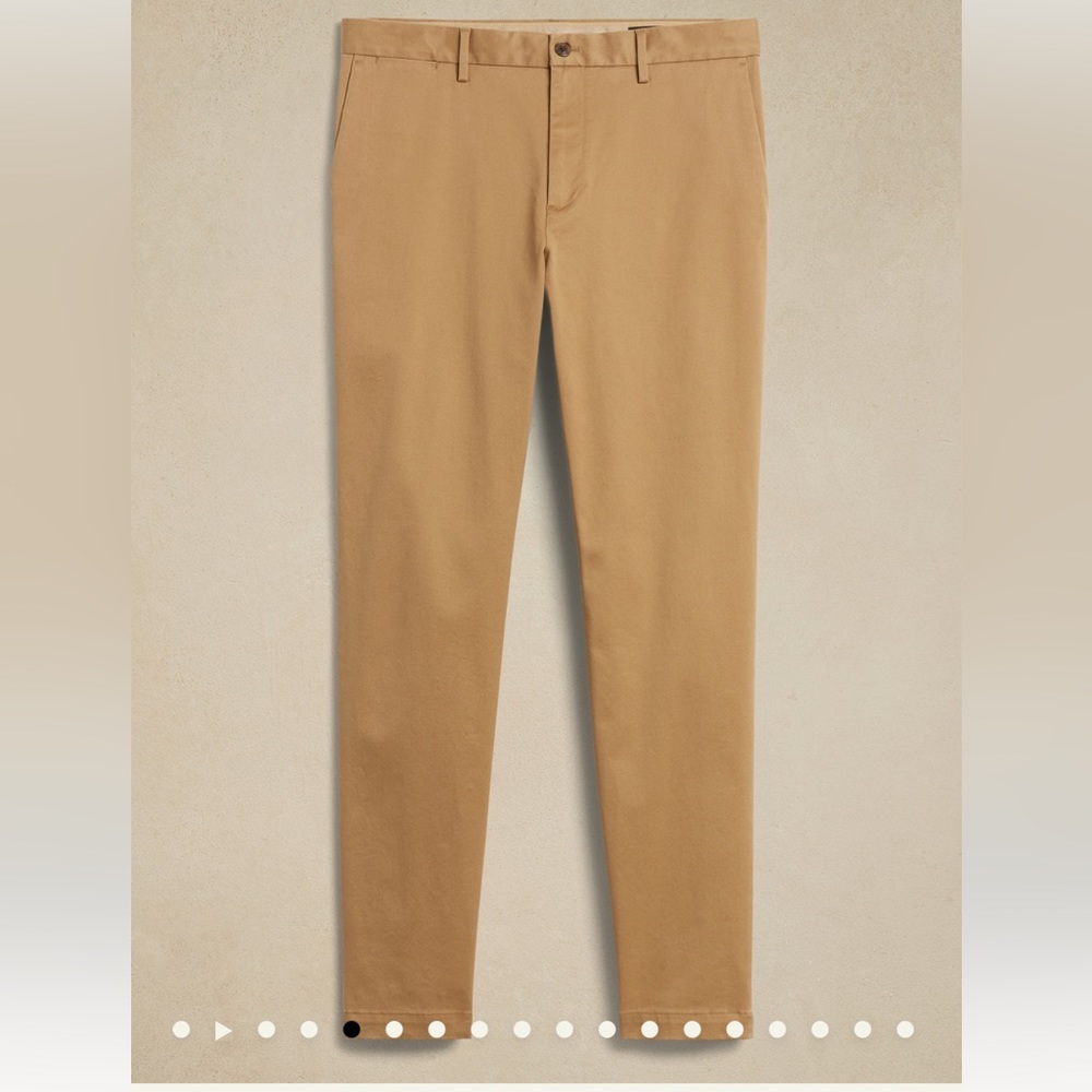 Banana Republic Men’s Rapid Movement Athletic Tapered Fit Chino